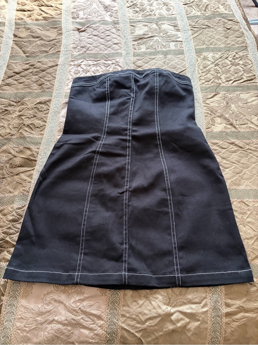 NWT White Fox Boutique Black Strapless Dress with White Stitching